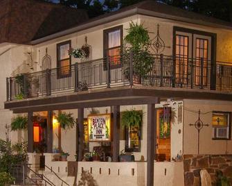 Memories Suite, Fireplace, Garden. Only Hotel With Parking In Downtown - 尤里卡斯普林斯 - 建築