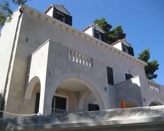 Villa Rozic - Cavtat - Building