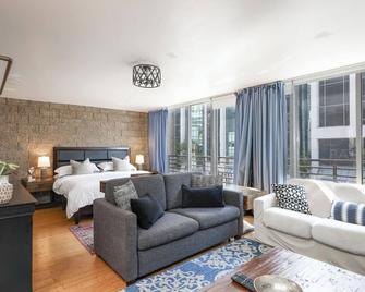 A Stylish Loft near little Italy in Downtown San Diego - سان دييغو - غرفة معيشة