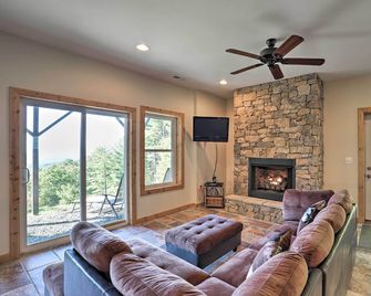 Sweeping Smoky Mountain Views Bella Vist - Whittier - Sala de estar