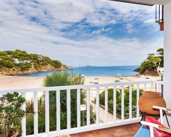 Sa Riera Beach by Interhome - Begur - Balkon