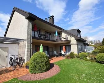 Vacation home with a large balcony - Bad Sassendorf - Gebäude