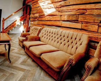 Tóni Villa - בודפשט - טרקלין