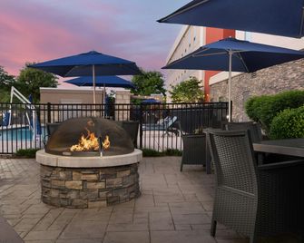 Home2 Suites by Hilton Huntsville/Research Park Area - Huntsville - Patio