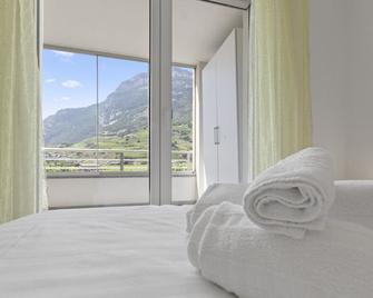 Détente Thermale à Saillon proche des bains, 4 personnes - Saillon - Bedroom