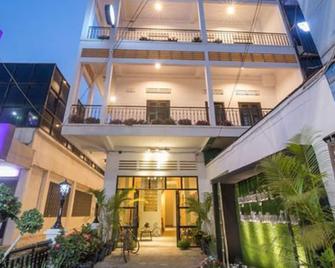Summer Bliss Boutique - Ciudad de Siem Riep - Edificio