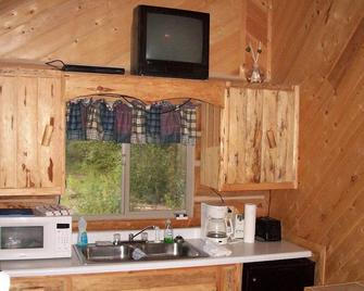 Private cottage on the Conejos river - Antonito - Kitchen