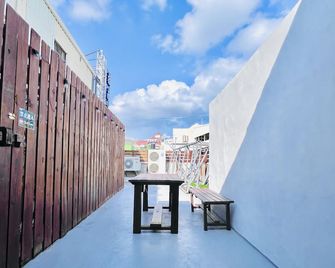 Kenting Original Hostel - Hengchun Township - Varanda