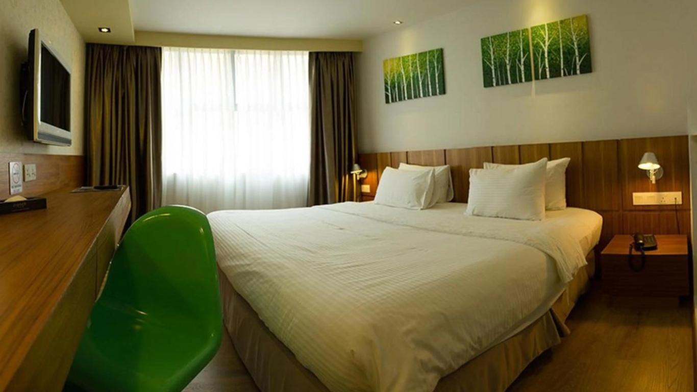 French Hotel