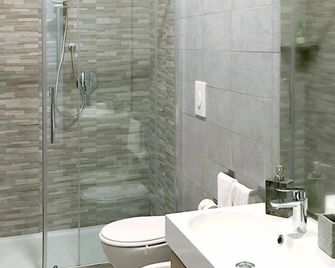 B&B Villa Paradiso - Urbin - Salle de bain