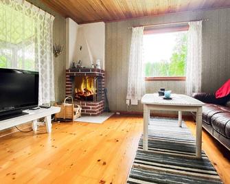 4 Person Holiday Home In Vimmerby - Vimmerby - Living room