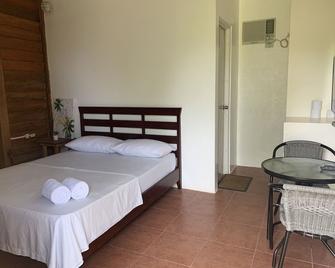 Terreza's Place - Dauis - Habitación