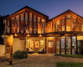 Hotel Antiguos - San Martín de los Andes - Edificio