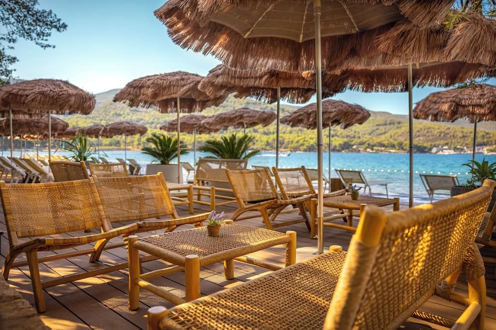 Valamar Amicor Resort - Stari Grad - Innenhof