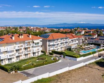 Lagaria Hotel - Afytos - Edificio