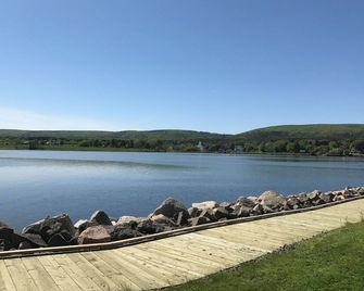 Oceanfront oasis located in historical Annapolis Royal. - Annapolis Royal - Bazén