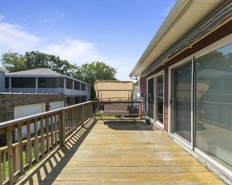 Harbor Delight On The Bay - Private Sandy Beach! Home - Norfolk - Balcony