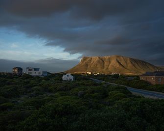 Aire del Mar Guest House - Gansbaai - Outdoor view