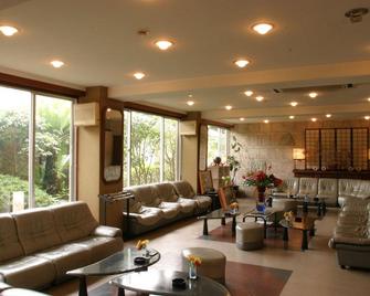 Hotel Shiraiwa - Izu Ōshima - Lounge