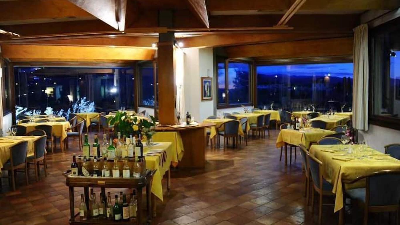 Residence Golf Club Ristorante Centanni