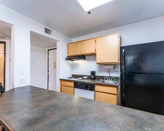 Chandler 1 bd 1 b apart bnb3 - Chandler - Kitchen