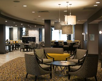 Holiday Inn Express & Suites Madison Central By IHG - Madison - Restaurante