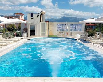 Danio Beach House - Camaiore - Pool