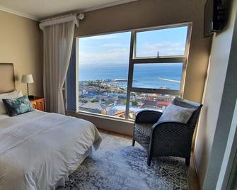 3coloursblue Guest House - Mossel Bay - Bedroom