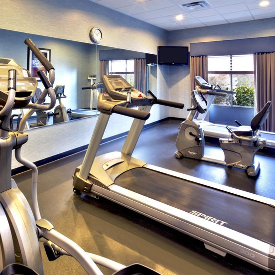 Gym view of Holiday Inn Express & Suites Oak Ridge, An IHG Hotel