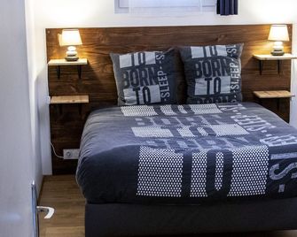 Appartement dans le bourg de Notre Dame du Guildo - Saint-Cast - Saint-Cast-le-Guildo - Chambre