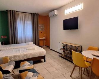 Residenza Agata - by ComoResidenze - Como - Slaapkamer