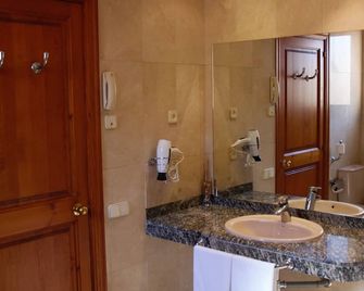 Hotel Suís - San Celoni