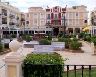 Modern ground floor flat within walking distance to the sea. - El Pilar de la Foradada - Edifici