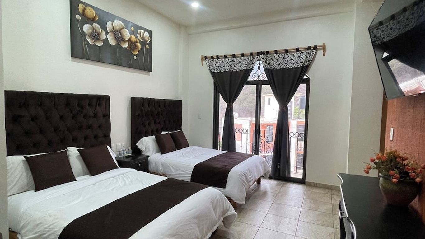 Hotel & Balneario Los Angeles