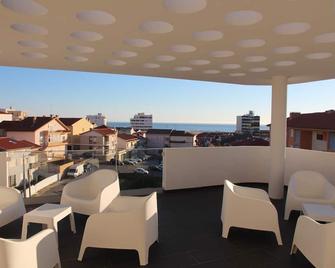 Uau Hostel - Figueira da Foz - Balkon