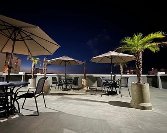 Fenicia Palace Hotel - Varginha - Patio