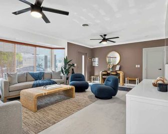 Heated Pool Villa with Mini Golf & Game Room Fort Lauderdale - Fort Lauderdale