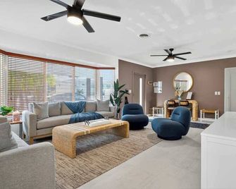 Heated Pool Villa with Mini Golf & Game Room Fort Lauderdale - Fort Lauderdale