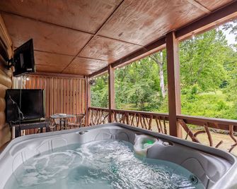 Qualla Cabins and Motel Cherokee near Casino - Whittier