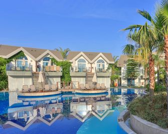 Long Beach Resort & Spa - Alanya - Piscina
