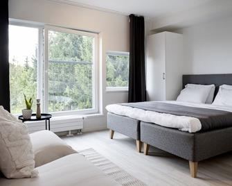 Hoom Home & Hotel Sigtuna - Rosersberg - Bedroom