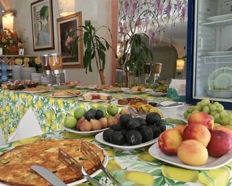 Hotel Domu Incantada - Muravera - Buffet