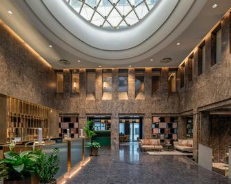 Hilton Turin Centre - Turin - Lobby