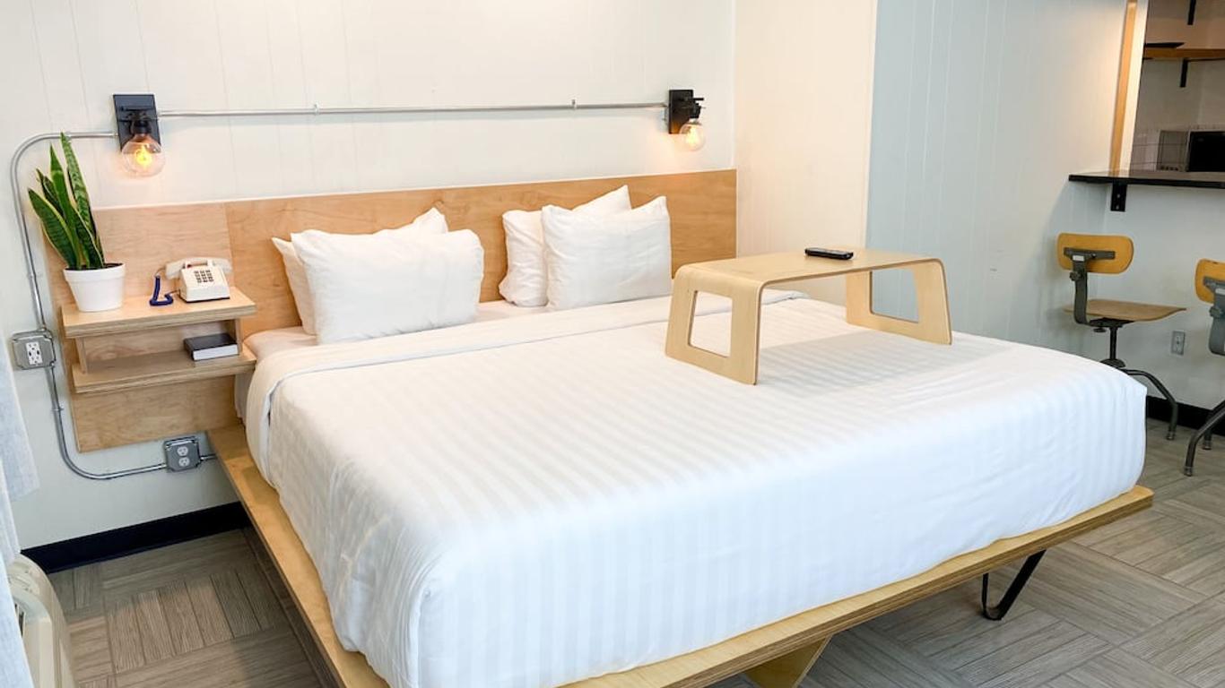 هوتل كورفاليس