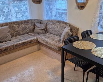 Mobil-Home N 17 - Fourmies - Sala de estar
