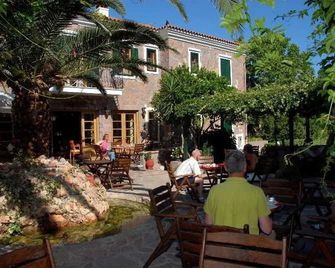 Hotel Adonis - Míthymna - Terasa