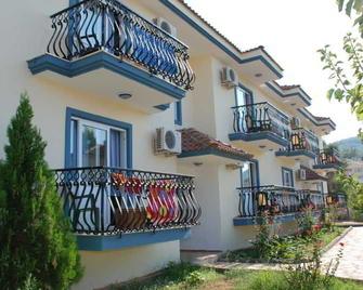 Gurol Apartments - Ölüdeniz - Edificio