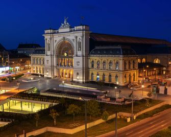 Intercityhotel Budapest - Budapest - Gebäude