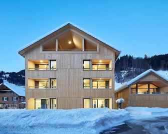 Hotel Gasthof Adler - Schoppernau - Budova