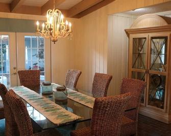 D&R Pelican Bay Resort - Rockport - Dining room